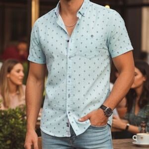 🌵International Report Light Blue Cactus Button-Down Top SZ L – Linen Blend